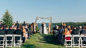 Navigating the process of finding and hiring your dream wedding photographer can be hard. Your Dream Wedding On The Shores Of Lake Rosseau