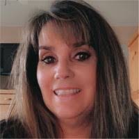 Kelly Gaudet's Instagram, Twitter & Facebook