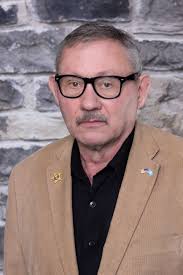 Commissioner defends use of slur, links critics to LGBTQ movement