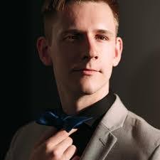 Christopher Knopp's Instagram, Twitter & Facebook