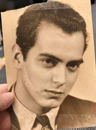 Suarez Family History: Last Name Origin & Meaning