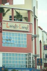 Em sing ono nduwur kayangan f ….watu gede g kalingan mendunge udan. Exterior Of The Hotel Picture Of Langit Langi Hotel Kuala Lumpur Tripadvisor