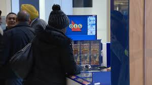 The jackpot starts at $10,000,000 and, if not won, increases at each draw for a maximum jackpot of $70,000,000. Winning 70m Lotto Max Ticket Sold In Ontario Citynews Toronto