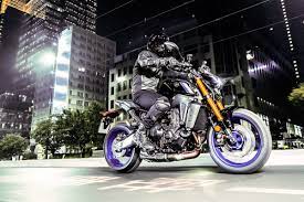 Handlebar switches enable you to easily change displays and information, as well as adjust the settings on the optional genuine yamaha grip heaters. 2021 Yamaha Mt 09 Sp First Look 9 Fast Facts Specs And Photos