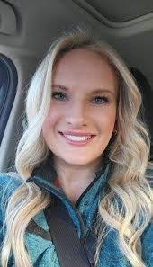 Laura Rybak's Instagram, Twitter & Facebook