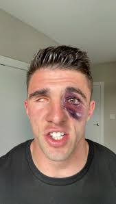 Jared Stuart's Instagram, Twitter & Facebook