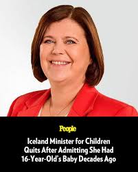 GlenPowell brought his parents as his dates tonight for the #GoldenGlobes.  🥹