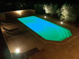 Piscine A Fond Incline Agate 8 Coque Polyester Alliance Piscines De 8 00m X 4 05m Alliance Piscines