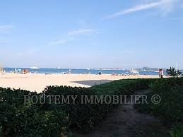 Appartement 4 Pieces Renove Avec Terrasse Sur La Plage Renewed 4 Room Apartment With Terrace On The Beach Port Grimaud Locations Vacances Vacances Terrasse