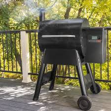 Our pro 780 features 780 square inches of total cooking capacity and the pro 575 features 575 square inches. Traeger Pro 575 Wi Fi Controlled Wood Pellet Grill W Wifire Black W Front Shelf Grill Cover Tfb57gle Bac362 Bac503 Bbqguys