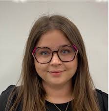 Candace Ott's Instagram, Twitter & Facebook