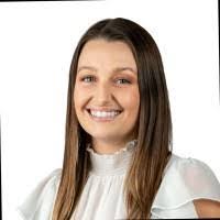 Megan Deans's Instagram, Twitter & Facebook