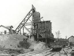 This Circa 1910 Photograph Shows The Quartz Hill No 34 Mine At Quartz Hill In Shasta County California Which Was Own Shasta County Historical Society Shasta