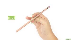 Siapkan minimal 2 buah pensil dalam kondisi sudah diraut. Cara Memutar Pensil Di Sekeliling Ibu Jari 6 Langkah