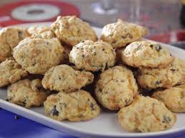 Cookies | cannabis, clothing, culture. Trisha Yearwood Cookies White Chocolate Cranberry Cookies Poinsettia Drive Get Cooking Tips From Country Singer Trisha Yearwood On Countryliving Com Tobi Marciano