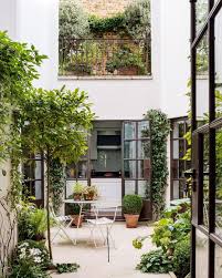13 7 Tys Otmetok Nravitsya 76 Kommentariev House Garden Magazine Houseandgardenuk V Instagram In 2020 Garden Design Small Garden Design French Country Garden