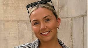 Phyllis Stultz's Instagram, Twitter & Facebook