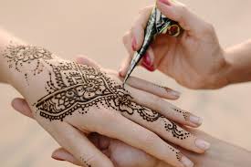 100 gambar henna tangan yang cantik dan simple beserta. Waspadai Ini Bahaya Menggunakan Henna Halaman All Kompas Com