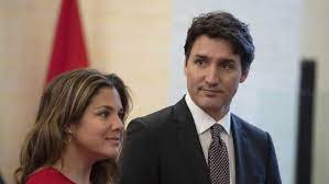 Page facebook officielle de sophie grégoire trudeau. No Need For Trudeau To Be Tested Despite Wife S Covid 19 Diagnosis Experts Say Cbc News