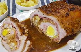 Una vez hecho el lomo quitar el laurel y pasar el resto de ingredientes a un vaso de batidora y batir. Lomo De Cerdo Relleno La Cocina De Masito