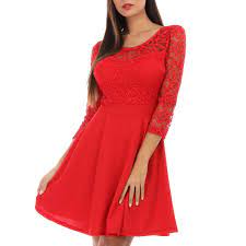 Robe Patineuse A Dentelle Rouge