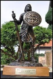 William wallace was put on trial in london. William Wallace Sculpture Sculpture Scotland Landscape William Wallace