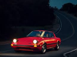 These headlights could flip up and down and remained under the car's exterior when they were not in use. Hooniverse Asks What Modern Car Deserves Pop Up Headlights Hooniverse
