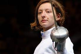 În finală, ana maria popescu a. Ana Maria BranzÄƒ A Castigat Cupa MondialÄƒ La SpadÄƒ Ea A Reusit O PerformanÅ£Äƒ Ce Nu A Mai Fost AtinsÄƒ De Niciun Sportiv