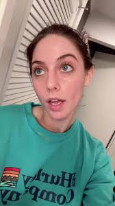 Alexandra Skylar (@alexandraqnin)'s videos with original sound