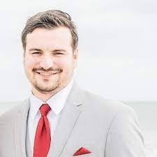 Bryan Luther's Instagram, Twitter & Facebook