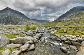 Wales, constituent unit of the united kingdom that forms a westward extension of the island of great britain. Wonderful Wales Land Of Stone Castles Red Dragons And Slate Rooftops Camerons Travels Rick Steves Europe
