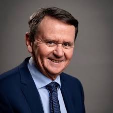 Denis Thomas (@DenisTh27305021)