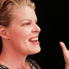 Ernst's latest one-woman show full of honesty, insight