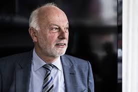 Ejendomsmæglere i oprør: Bankerne forsøger at kuppe os