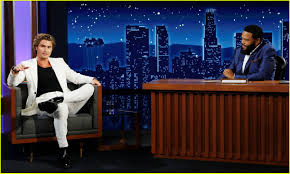 Everyone is curious about his personal life and wants to know if he's just as much as a heartthrob in real life as he is in outer. Chase Stokes Reveals He Lived Out Of His Car Got Fired From Elton John S Party Photo 4594182 Chase Stokes Jimmy Kimmel Pictures Just Jared