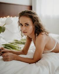 Катерина не только пробует себя в кино, но играет в театре. Katerina Kovalchuk Aktrisa Biografiya I Lichnaya Zhizn Instagram Foto I Filmy S Uchastiem Ekateriny
