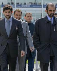 صاحب السمو الشيخ محمد بن راشد آل مكتوم يرافقه سمو الشيخ حمدان بن محمد بن راشد آل مكتوم يشهد انطلاق سباق 2000 جي Suit Jacket Fashion Single Breasted Suit Jacket