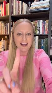 Less than 30 minutes till tonight’s Vintage Live Sales with Andrew  @mystique_antique starting at 8pm EST 5pm PST! We will see you soon! ,  #vtgforsale #vintagecommunityforsale #howivintage ...