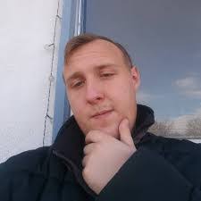 Ryan Easley's Instagram, Twitter & Facebook