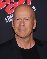 Shortly after he was born, and he was raised in penns grove, new. Das Vermogen Von Bruce Willis Wie Reich Ist Der Schauspieler
