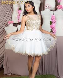 Elegant Cocktail Dress In Ivory Gold Dama Dresses For Quinceanera Available At Moda 2000 Ig Moda2000in Dama Dresses Gold Dama Dresses Quinceanera Dresses