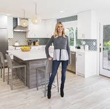 Christina Anstead S Biggest Challenge On Her New Show Decorating With Her Husband Ant Hgtv Kitchens Christina El Moussa Flip Or Flop
