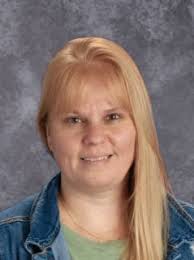 Denise Zanders's Instagram, Twitter & Facebook