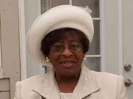 Violet Lyon's Instagram, Twitter & Facebook