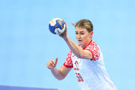 Natalia Nosek ze srebrnym medalem Ligi Europejskiej! | Związek Piłki  Ręcznej w Polsce