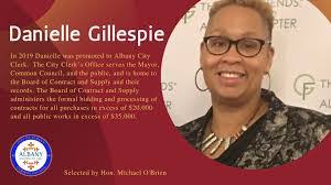 Danielle Gillespie's Instagram, Twitter & Facebook