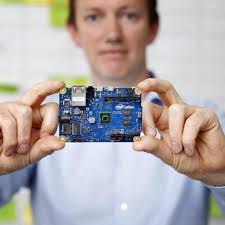 Intel unveils Irish-designed chipset