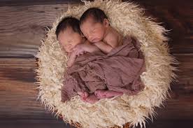 Nov 19, 2020 · selain perencanaan yang matang, biasanya pasangan suami istri juga akan sangat antusias mencari nama untuk calon bayi kembar mereka. Kumpulan Nama Bayi Kembar Terbaik Lengkap Dengan Maknanya Alfabetis