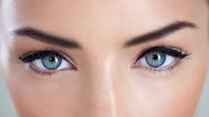 Publié dansle maquillage des yeux en amande. Quel Maquillage Adopter Avec Des Yeux En Amande Femme Actuelle Le Mag