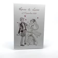 I biglietti augurali per le nozze sono già prestampati, da acquistare in cartoleria o sul web e da scegliere in base ai propri gusti personali e alla sono le più richieste, ma anche le più difficili: Partecipazione Di Nozze In Carta Lucida Con Sposini Spiritosi 110 859